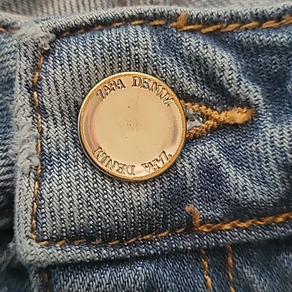 EUC Zara Women Destroyed distressed Highrise split leg bootcut jeans - Picture 4 of 13